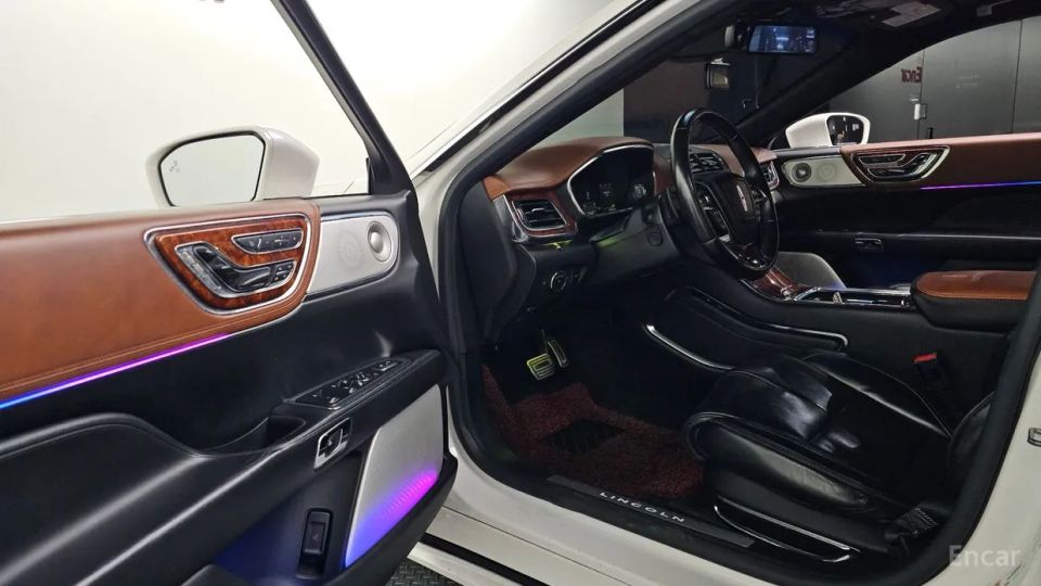 Lincoln Continental