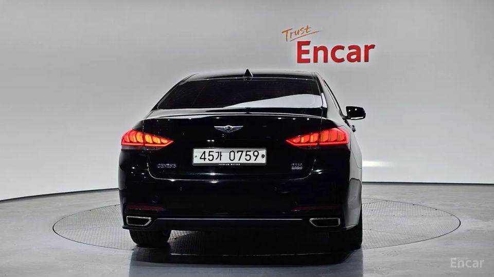 Hyundai Genesis