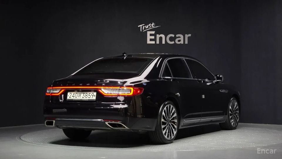 Lincoln Continental