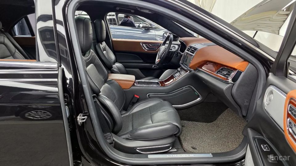 Lincoln Continental