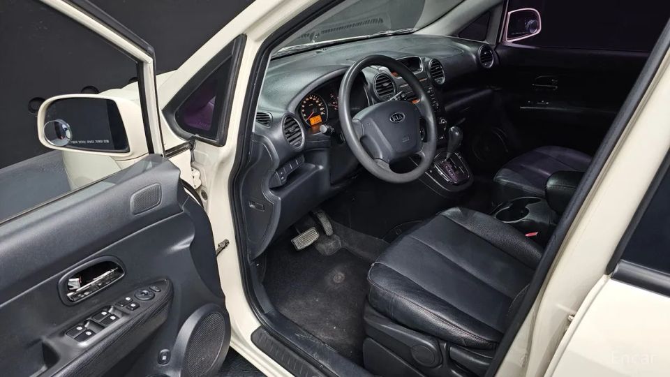 Kia Carens