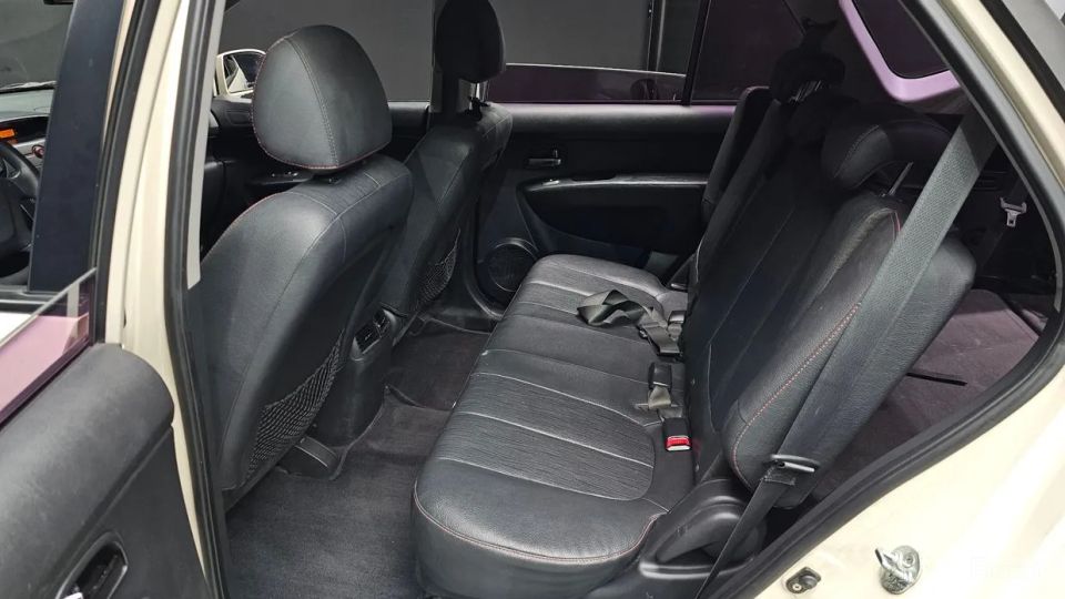 Kia Carens