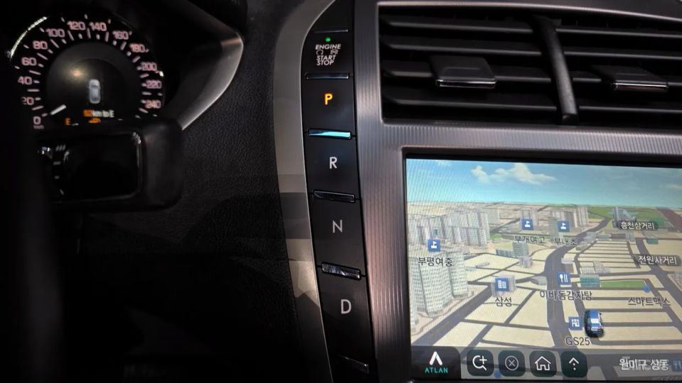 Lincoln MKZ