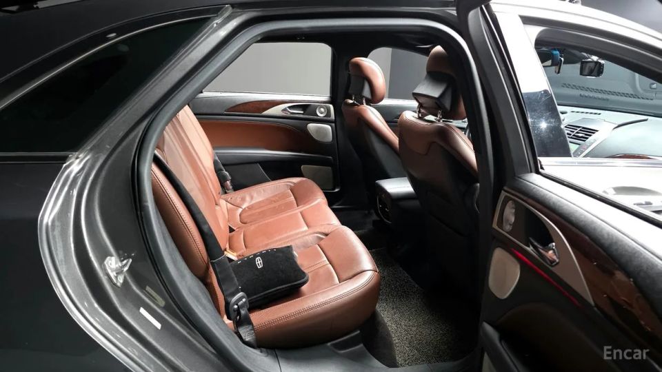 Lincoln MKZ