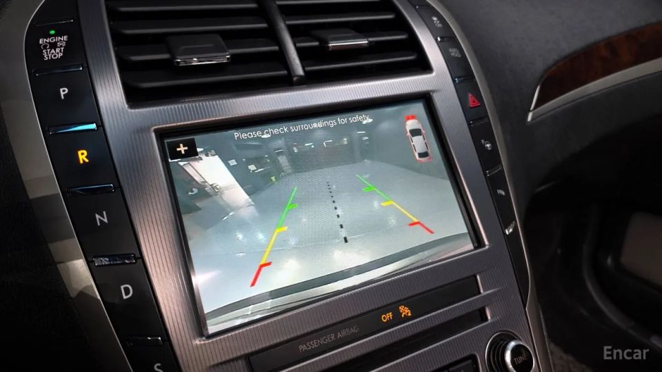 Lincoln MKZ