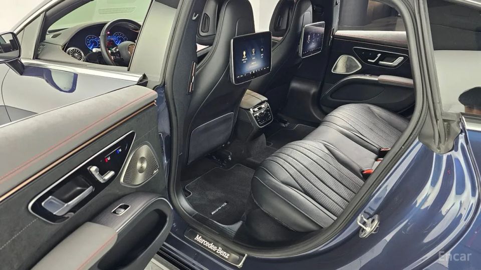 Mercedes-Benz EQS