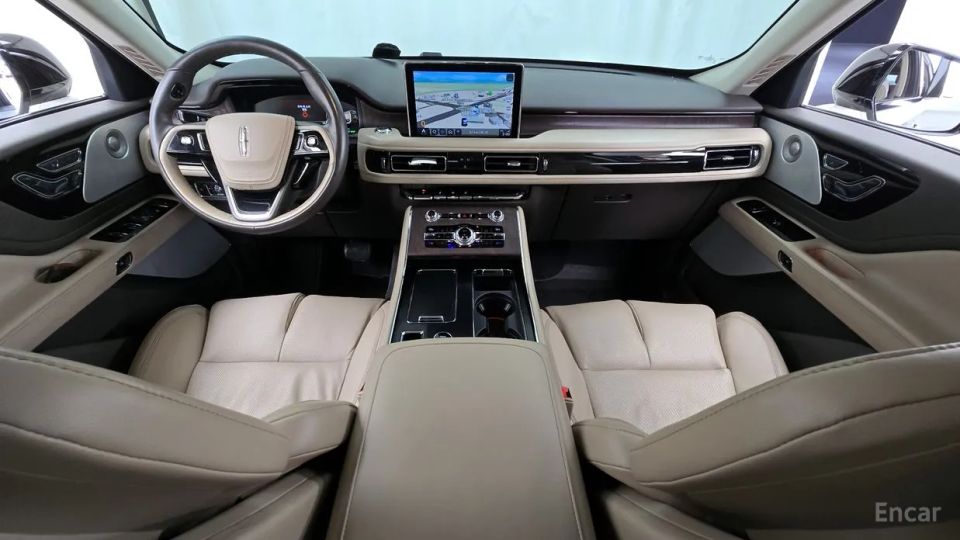 Lincoln Aviator