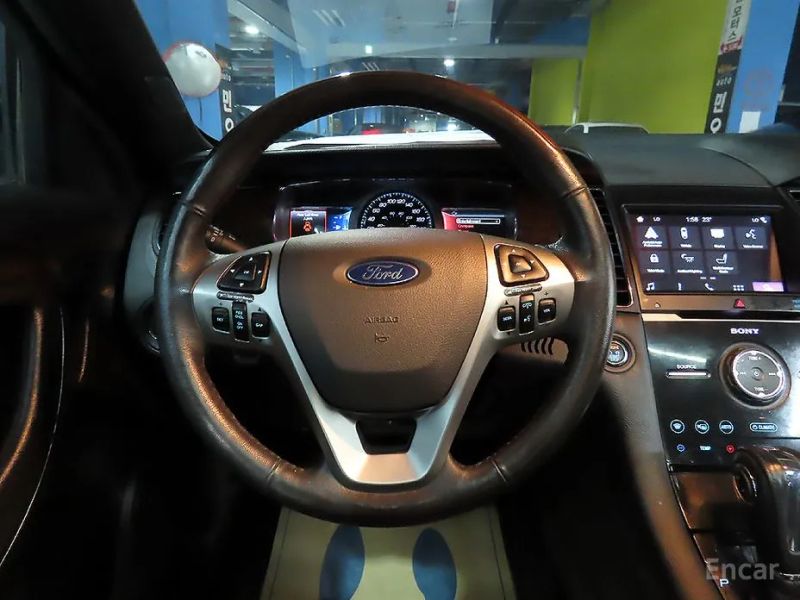 Ford Taurus