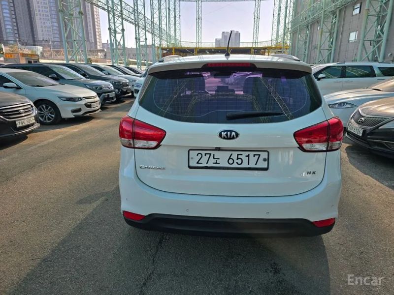 Kia Carens
