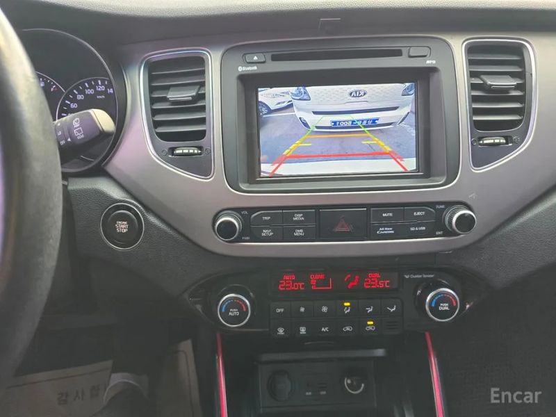 Kia Carens
