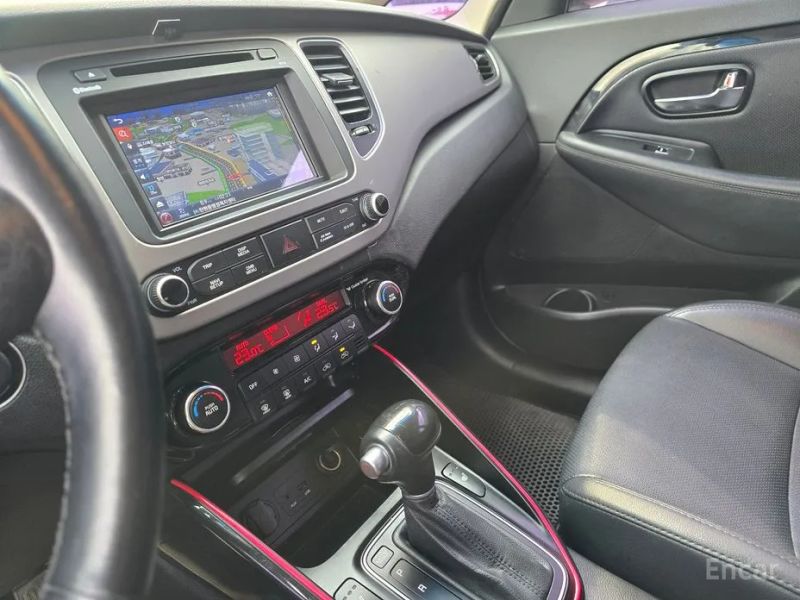 Kia Carens