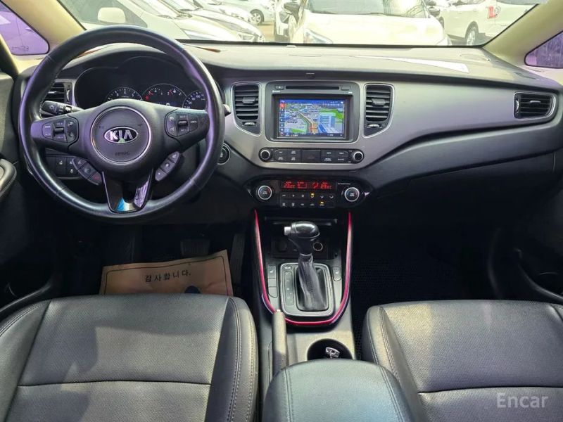 Kia Carens