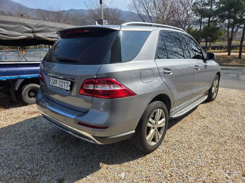 Mercedes-Benz M-class