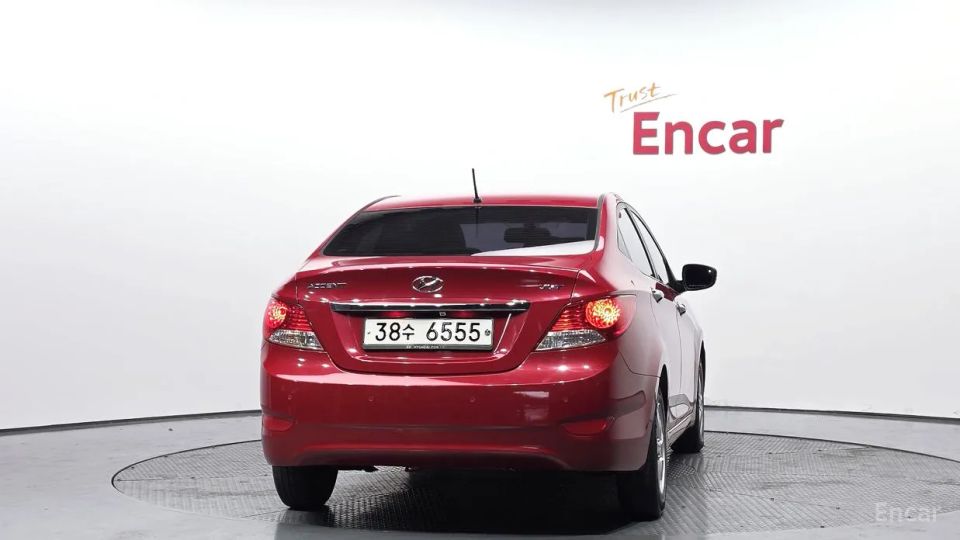 Hyundai Accent