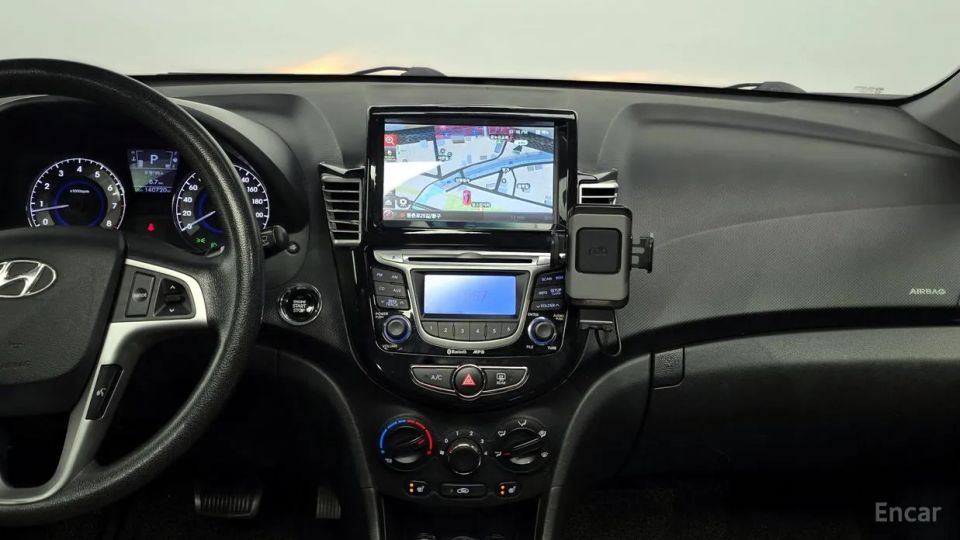 Hyundai Accent