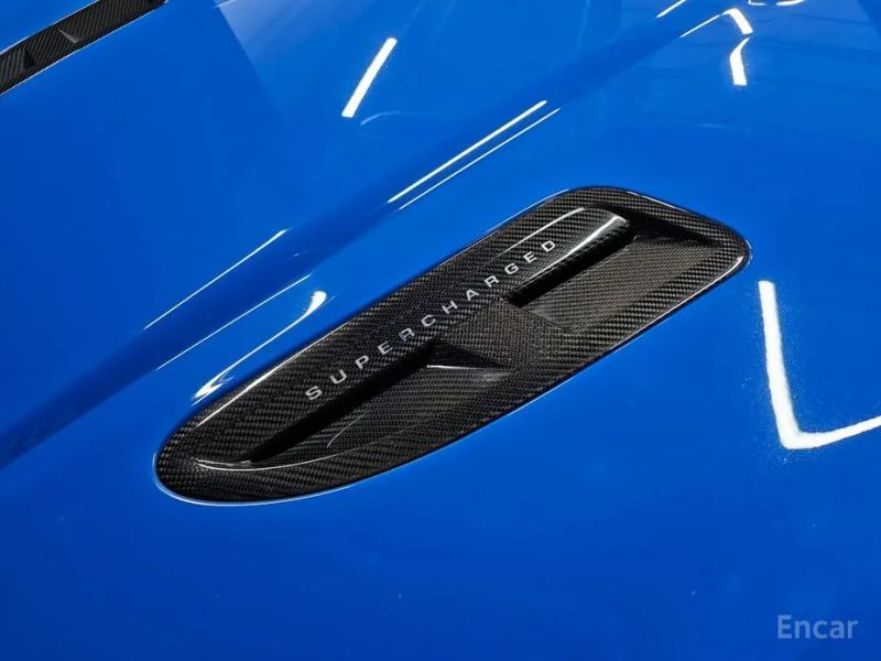Jaguar XKR