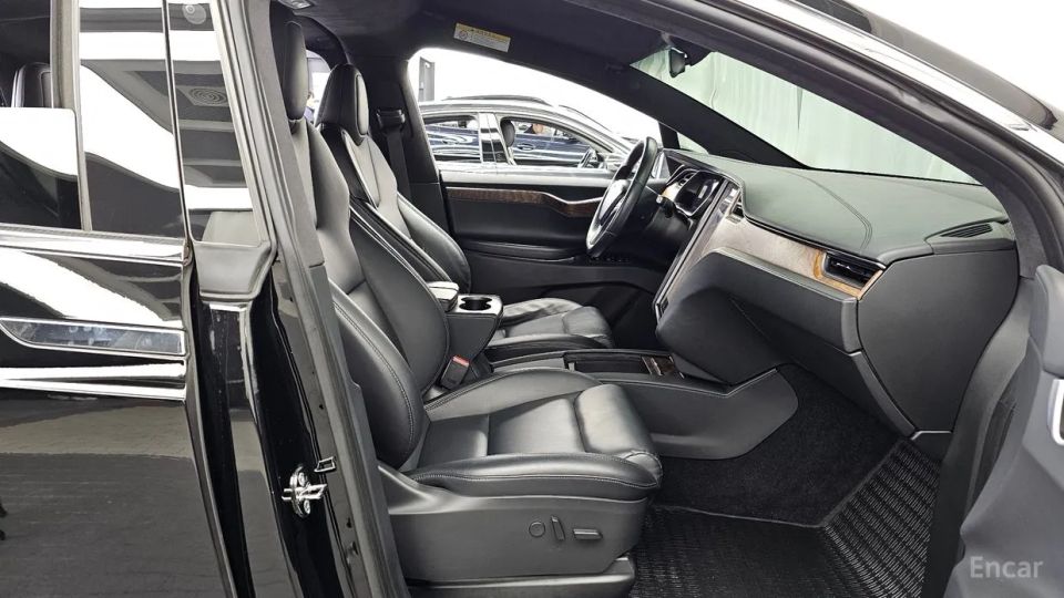 Tesla model-x