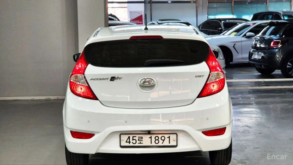 Hyundai Accent