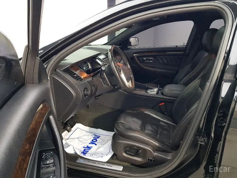 Ford Taurus