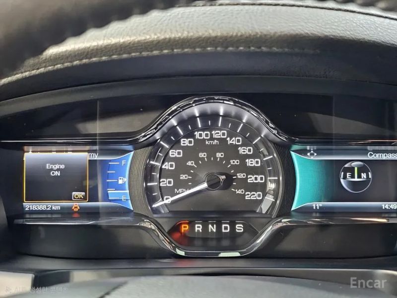 Lincoln MKS