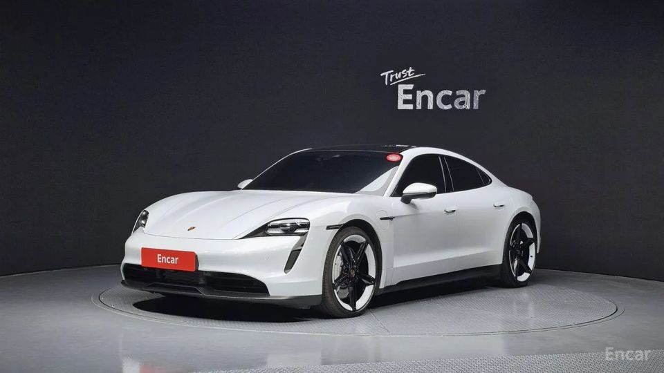 Porsche Taycan