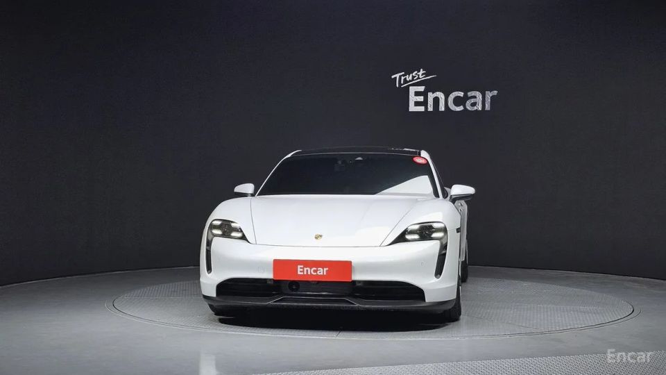 Porsche Taycan