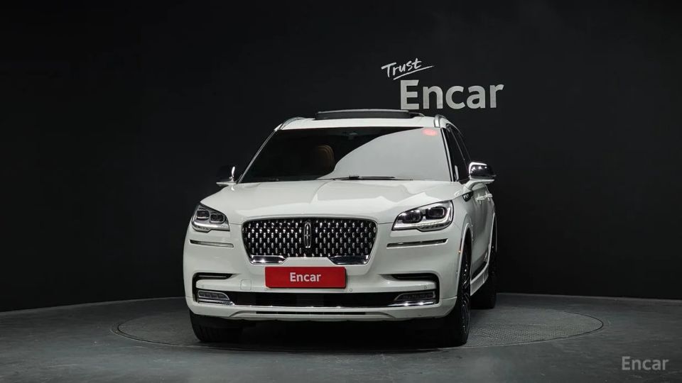 Lincoln Aviator