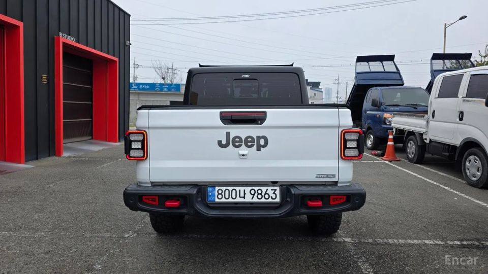 Jeep gladiator