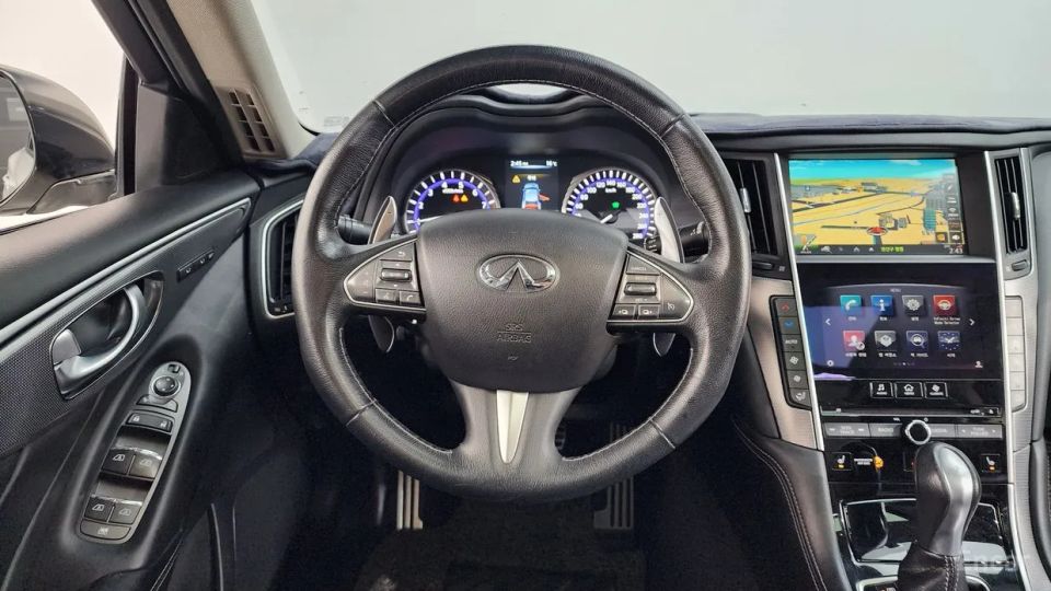 Infiniti Q50