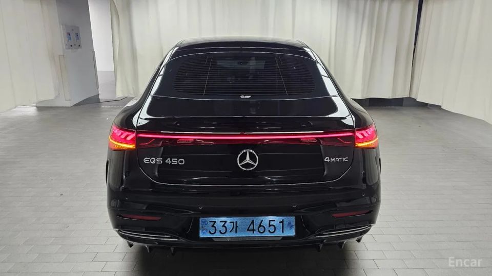 Mercedes-Benz EQS