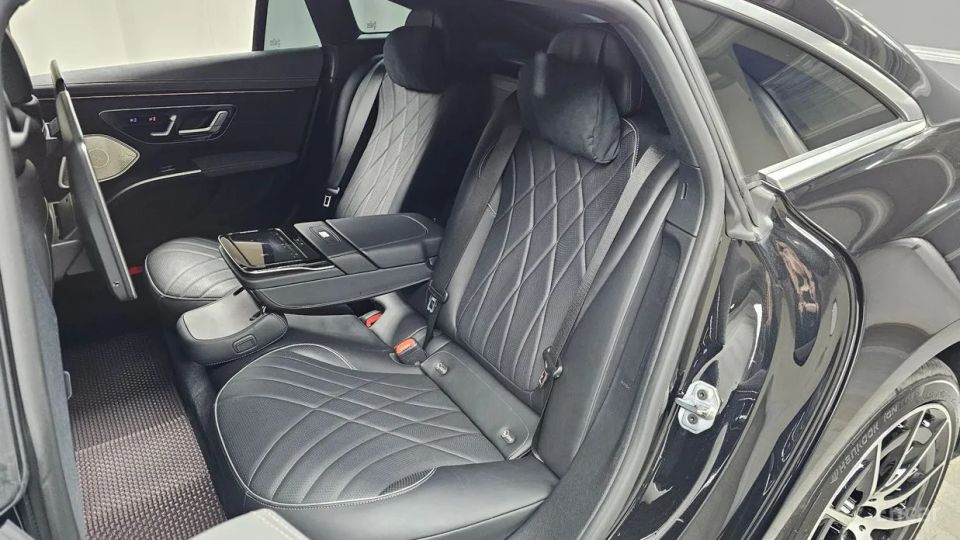 Mercedes-Benz EQS