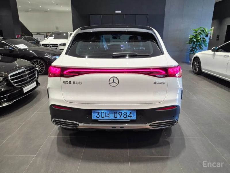 Mercedes-Benz EQE