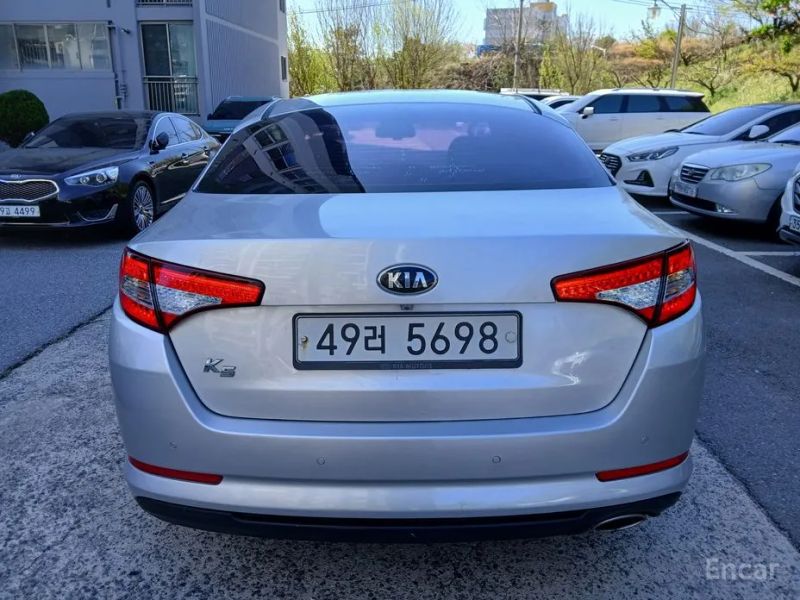 Kia K5
