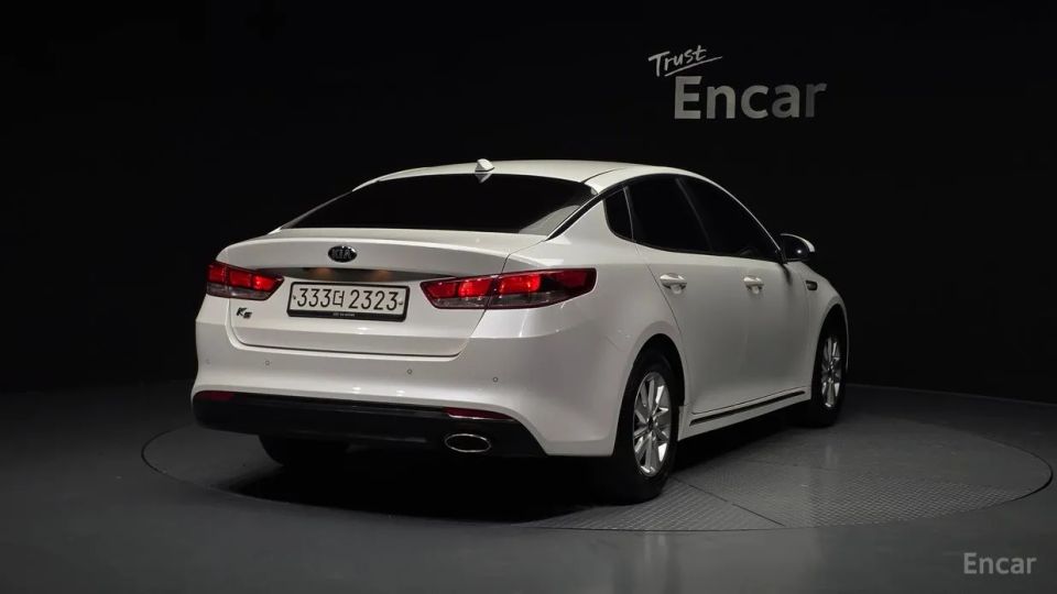 Kia K5