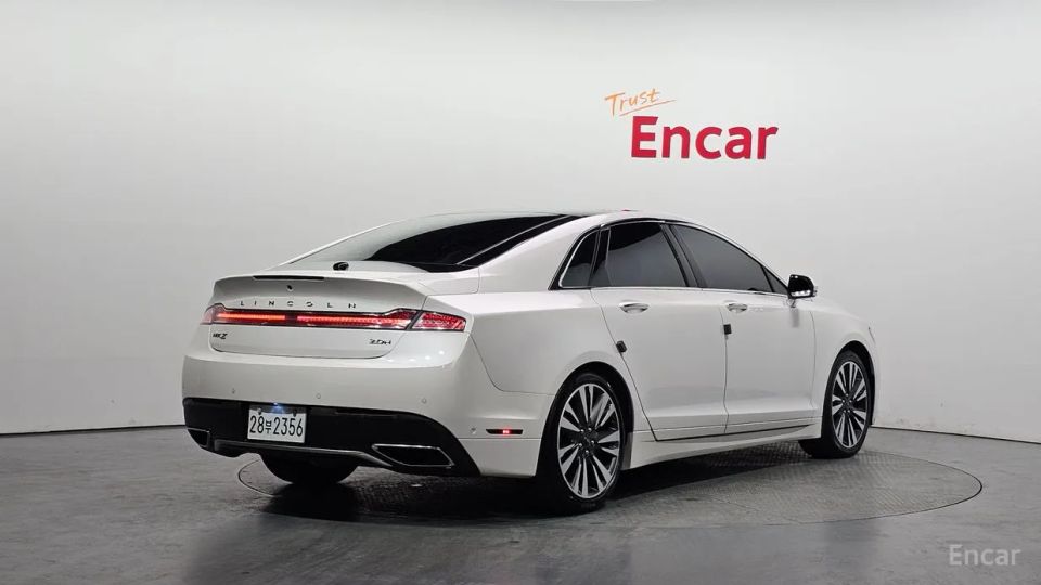 Lincoln MKZ