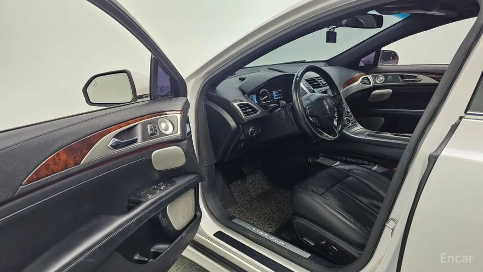 Lincoln MKZ