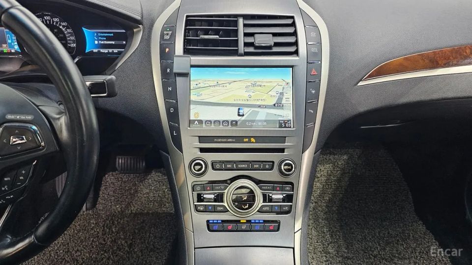 Lincoln MKZ