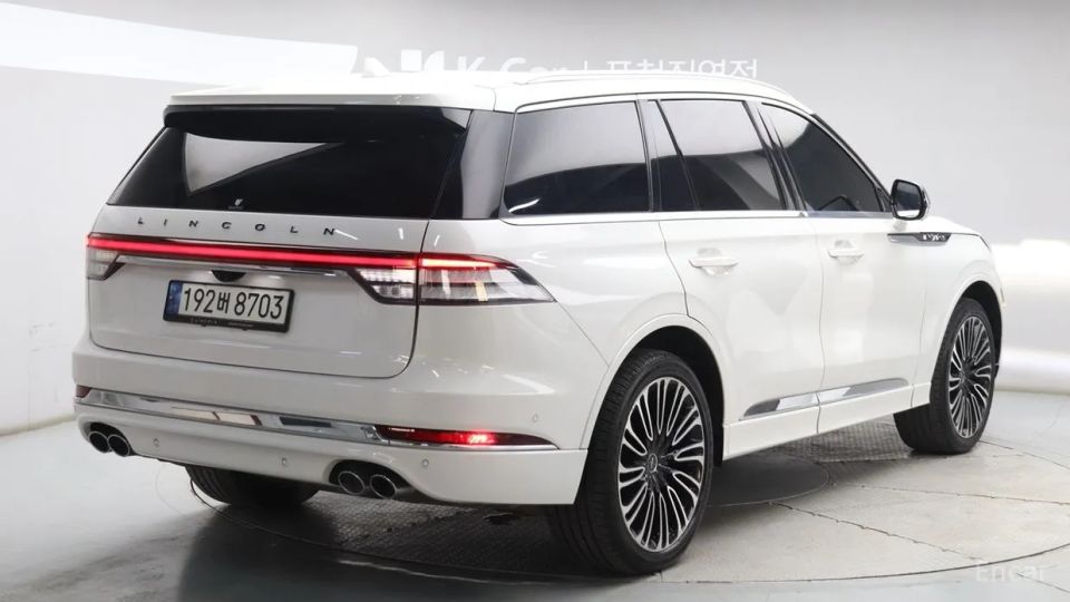 Lincoln Aviator