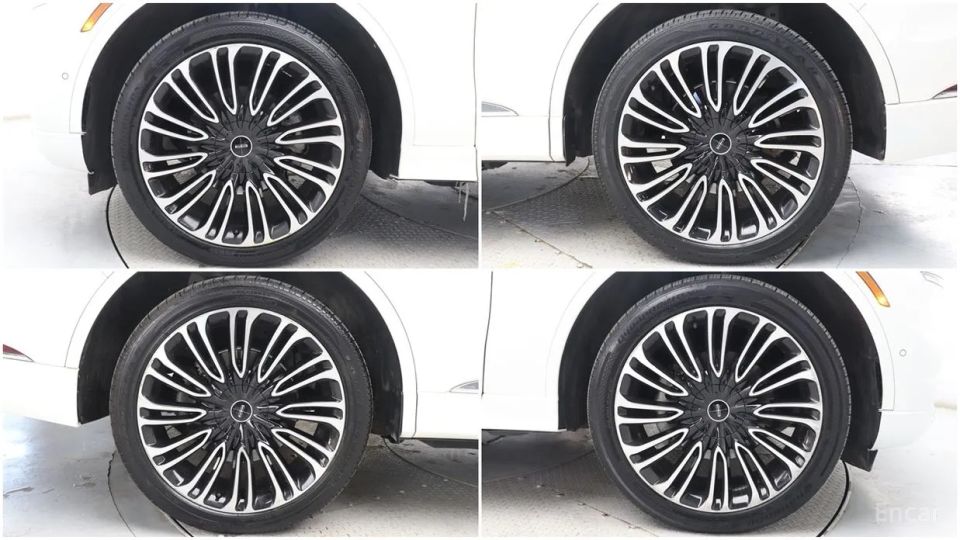 Lincoln Aviator