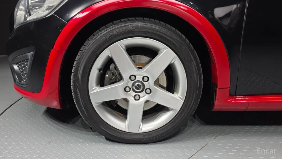Volvo C30