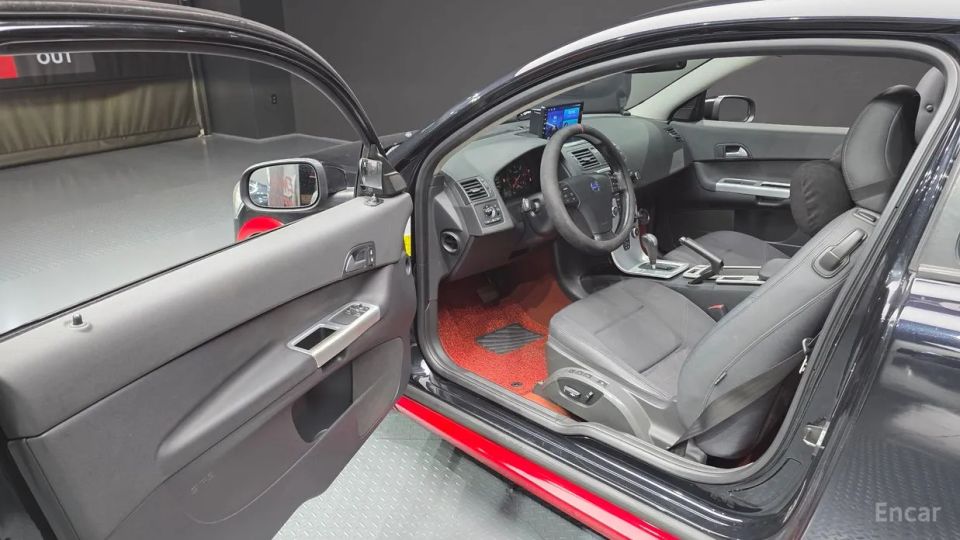 Volvo C30