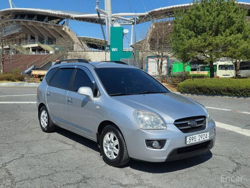 Kia Carens