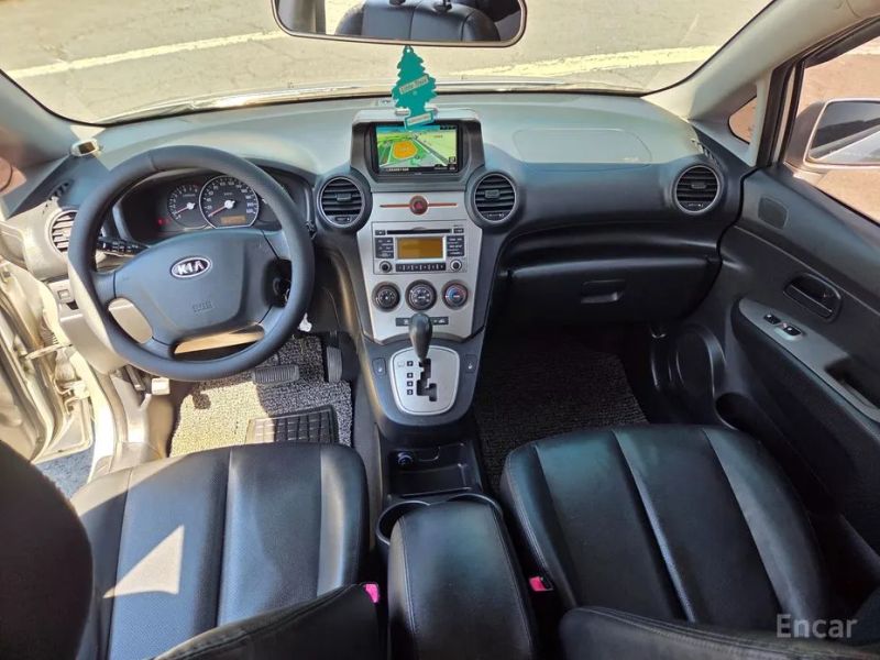 Kia Carens