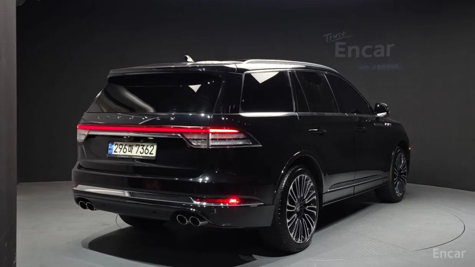 Lincoln Aviator