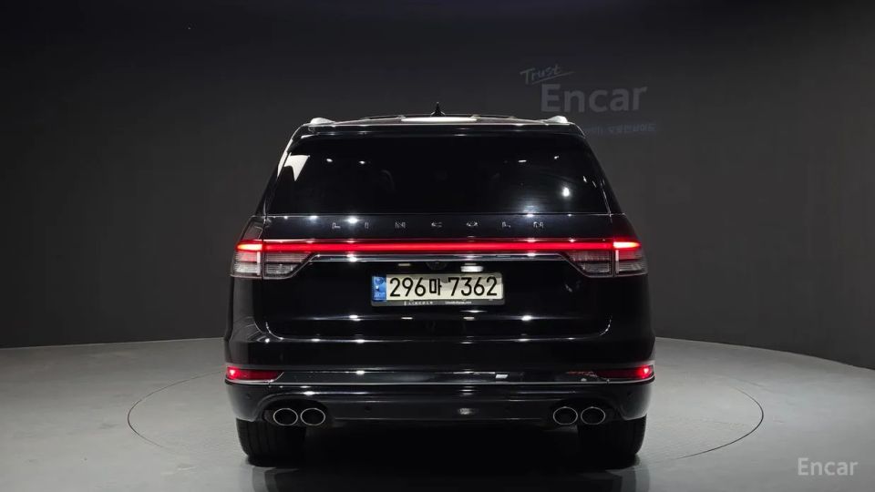 Lincoln Aviator