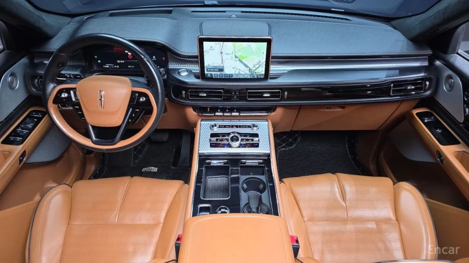 Lincoln Aviator