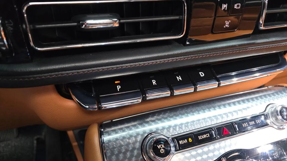 Lincoln Aviator