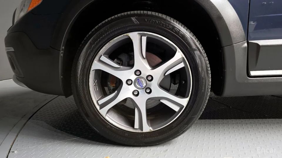 Volvo XC70
