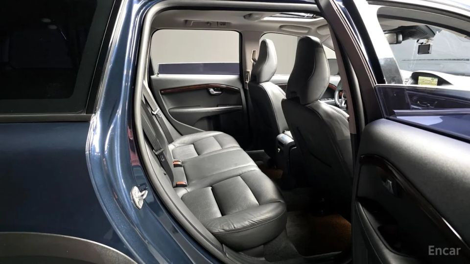 Volvo XC70