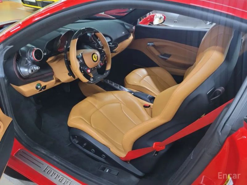Ferrari F8